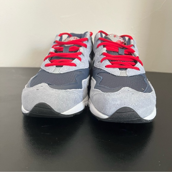 NEW New Balance No Vacancy Inn 850 - Picture 3 of 8